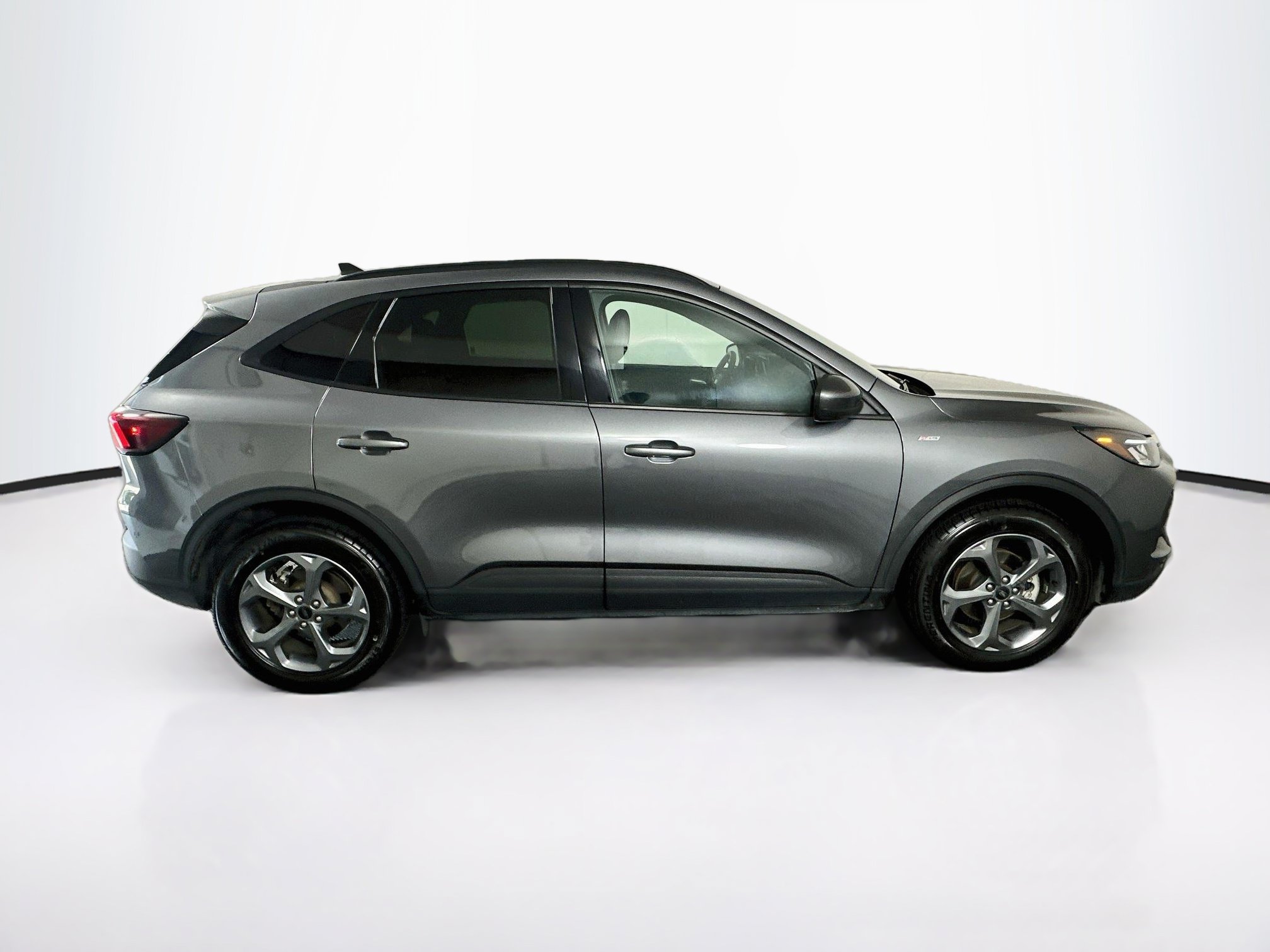 Used 2025 Ford Escape ST-Line Select AWD/4WD image 10