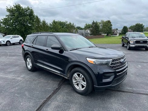 Used 2020 Ford Explorer XLT AWD/4WD image 1
