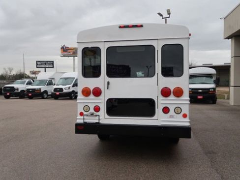 Used 2007 Chevrolet Express 3500 w/ School Bus Package image 5