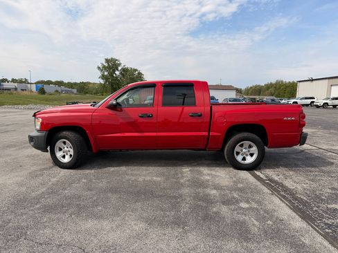 Used 2008 Dodge Dakota SXT AWD/4WD image 2