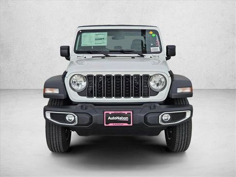 New 2026 Jeep Gladiator Sport AWD/4WD image 6