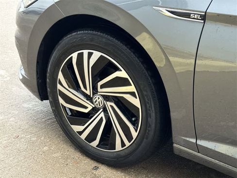 Used 2021 Volkswagen Jetta SEL image 11