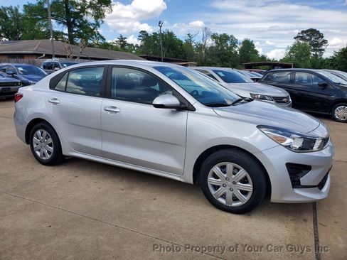 Used 2022 Kia Rio LX image 6
