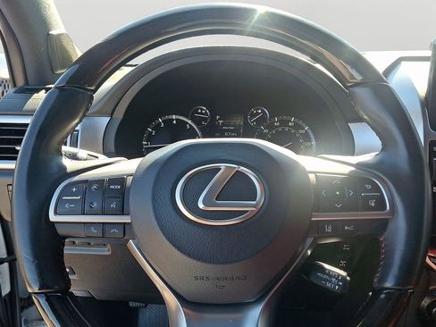 Used 2023 Lexus GX 460 Premium w/ Premium Package image 22