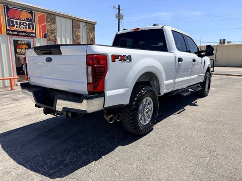 Used 2021 Ford F250 XLT w/ FX4 Off-Road Package AWD/4WD image 3
