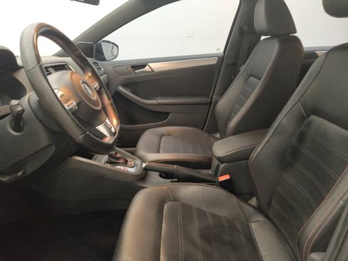 Used 2014 Volkswagen Jetta GLI Autobahn FWD image 17