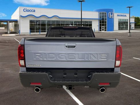 New 2026 Honda Ridgeline Black Edition image 4