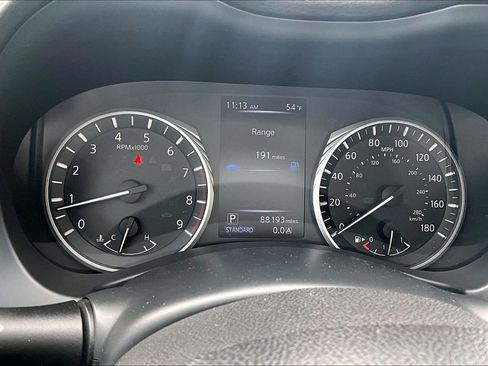 Used 2018 INFINITI Q50 Luxe w/ Essential Package (3.0T Luxe) image 13