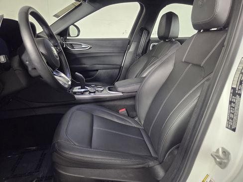 Used 2024 Alfa Romeo Giulia Ti w/ Active Assist Plus Package image 12