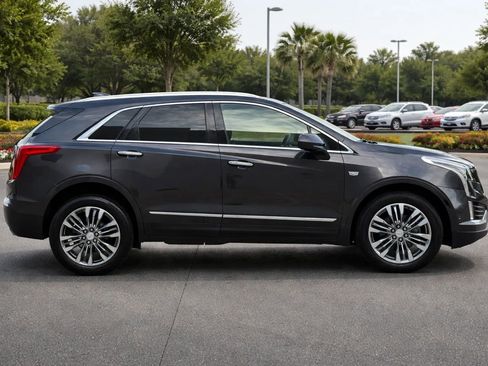 Used 2017 Cadillac XT5 Premium Luxury w/ Driver Assist Package FWD image 7