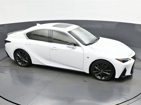Certified 2021 Lexus IS 350 F Sport image 44
