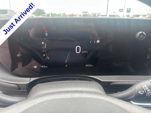 Used 2026 Buick Envista Preferred FWD image 11