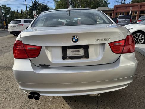 Used 2011 BMW 328i xDrive Sedan AWD/4WD image 7