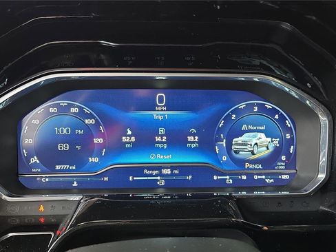 Used 2022 Chevrolet Silverado 1500 LT image 10