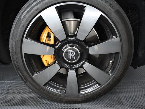 Used 2023 Rolls-Royce Cullinan image 55