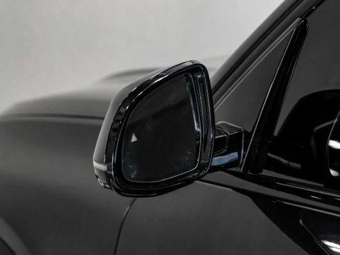 Used 2020 BMW X5 M50i AWD/4WD image 37