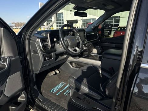 Used 2023 Ford F350 Lariat w/ Lariat Ultimate Package AWD/4WD image 10