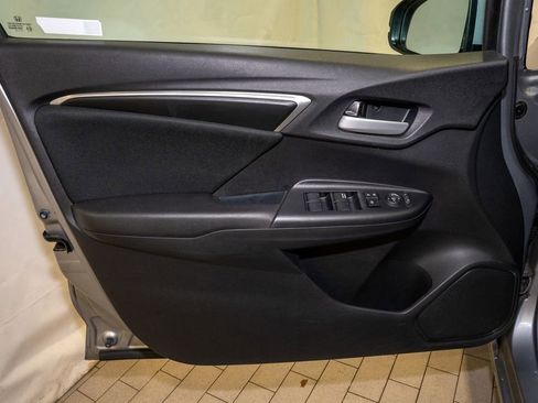 Used 2019 Honda Fit LX image 10