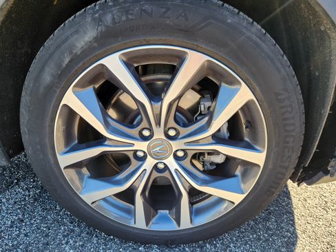 Used 2024 Acura MDX w/ Technology Package AWD/4WD image 5