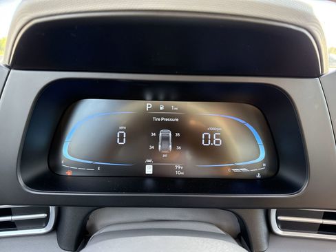 New 2025 Hyundai Elantra Sport w/ Cargo Package image 17