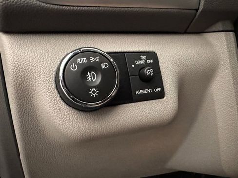 Used 2017 GMC Acadia Limited SLT image 6