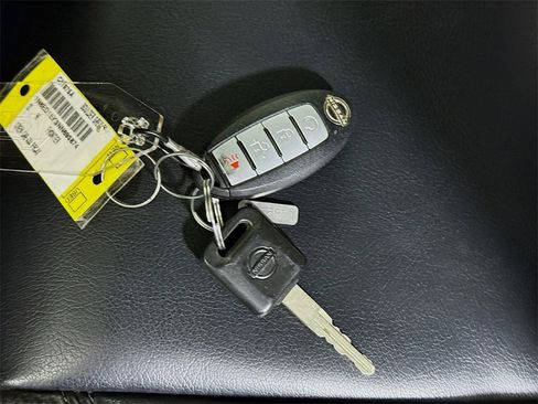 Used 2022 Nissan Frontier PRO-4X w/ Pro-4X Premium Package image 35