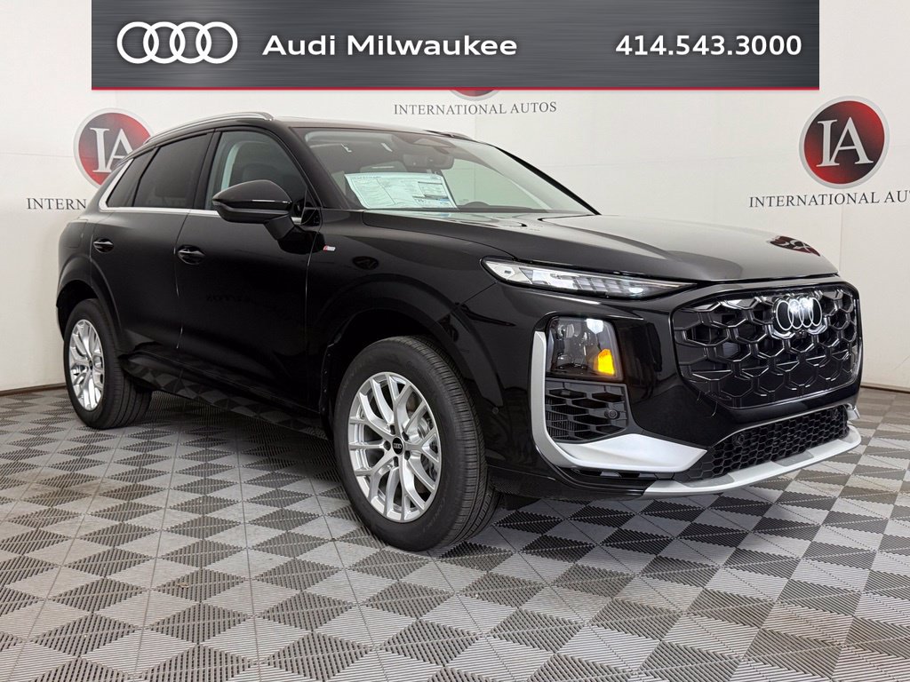 New 2026 Audi Q3 quattro 2.0T AWD/4WD image 1