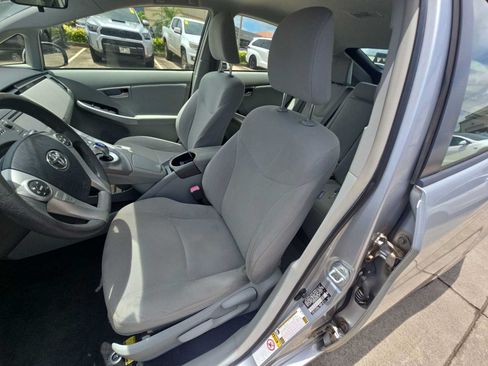 Used 2013 Toyota Prius Two FWD image 14