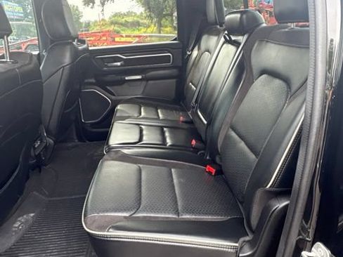 Used 2023 RAM 1500 Laramie AWD/4WD image 9