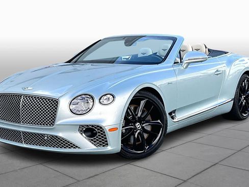 Used 2023 Bentley Continental GT Azure image 1