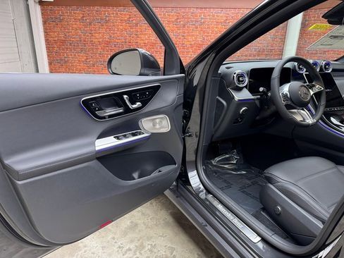 New 2026 Mercedes-Benz GLC 300 GLC 300 image 9