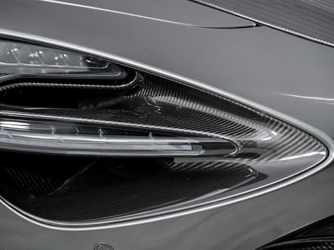 Used 2019 McLaren 720S Performance image 6