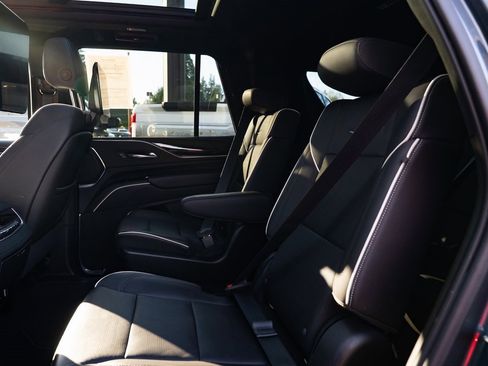 Used 2021 Cadillac Escalade Sport image 21