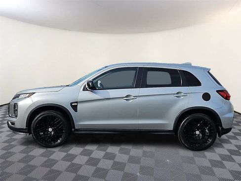 Used 2021 Mitsubishi Outlander Sport LE image 7