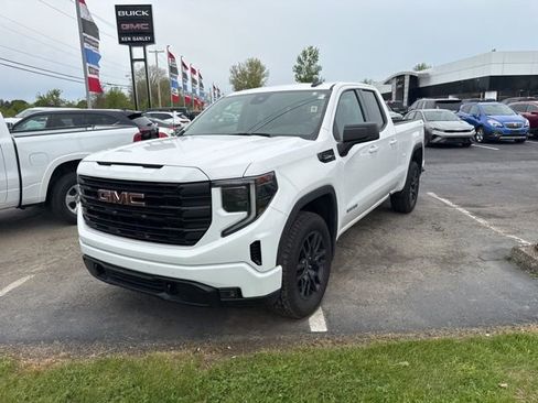 Used 2025 GMC Sierra 1500 Elevation AWD/4WD image 9