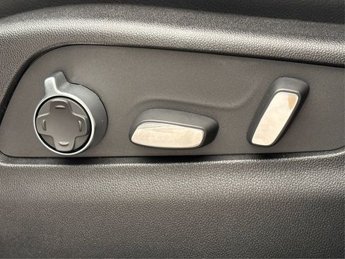 New 2025 Cadillac XT4 Sport image 22