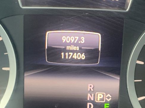 Used 2018 INFINITI QX30 Sport w/ Cargo Package image 13