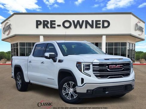 Used 2025 GMC Sierra 1500 SLT RWD image 1