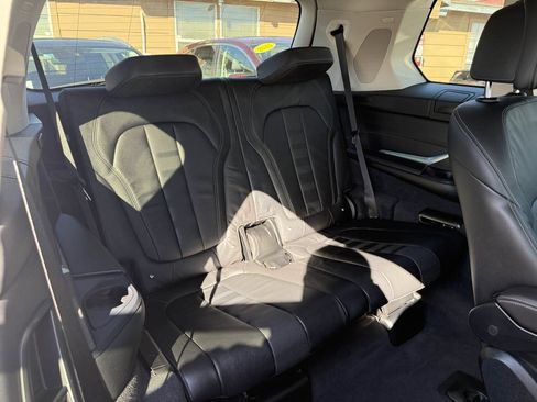 Used 2019 BMW X7 xDrive40i AWD/4WD image 18