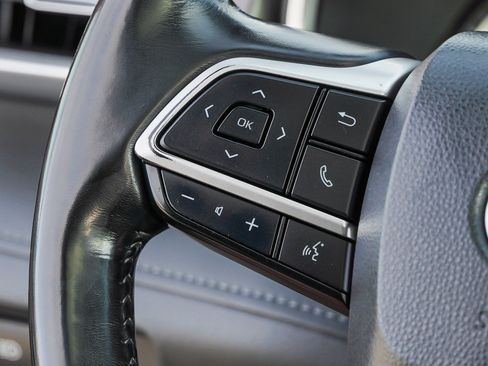 Certified 2022 Toyota Highlander XLE image 36