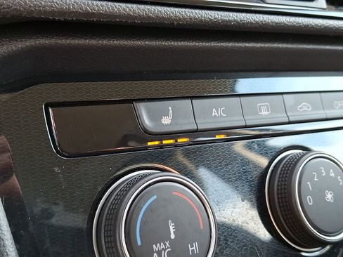 Used 2025 Volkswagen Taos S image 27