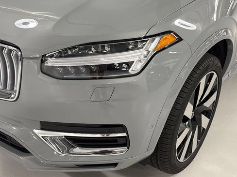 Certified 2025 Volvo XC90 T8 Ultra w/ Protection Package Premier AWD/4WD image 7