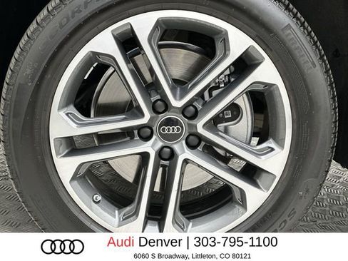 Used 2025 Audi Q5 Premium w/ Convenience Package AWD/4WD image 10