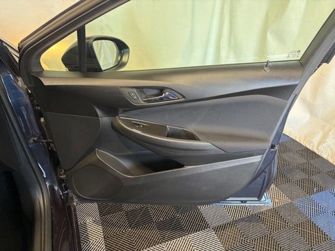 Used 2016 Chevrolet Cruze LS FWD image 12
