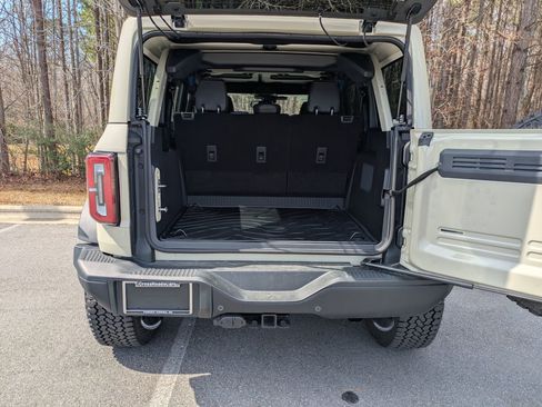 Certified 2025 Ford Bronco Badlands image 31