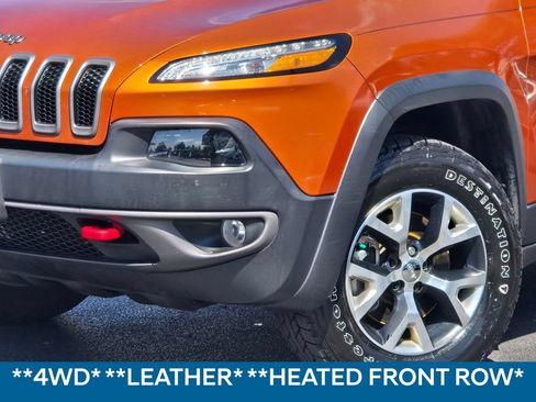 Used 2014 Jeep Cherokee Trailhawk w/ Cold Weather Group AWD/4WD image 2