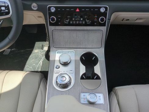 New 2026 Genesis GV80 2.5T Select image 17