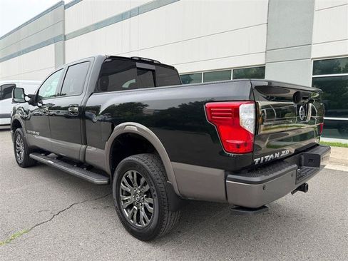 Used 2019 Nissan Titan Platinum Reserve w/ Platinum Utility Package AWD/4WD image 10