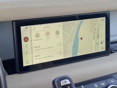 Used 2020 Land Rover Defender 110 SE image 14