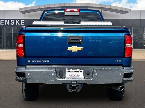 Used 2018 Chevrolet Silverado 2500 LTZ w/ LTZ Plus Package image 5